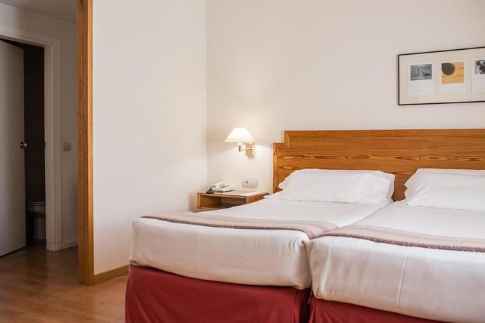 Imagen de la habitación del Hotel Vegas Altas. Foto 13