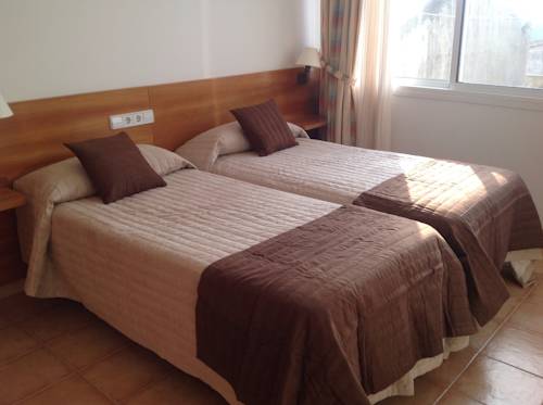 Imagen de la habitación del Hotel Veh&iacute;. Foto 8