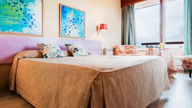 Imagen de la habitación del Hotel Vejo. Foto 12