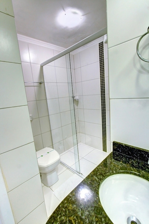 Imagen de la habitación del Hotel Vela Azul. Foto 18