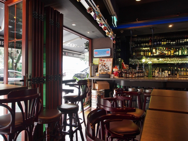 Imagen del bar/restaurante del Hotel Vela Boutique. Foto 2