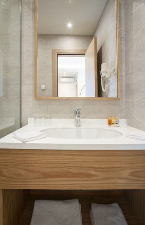 Imagen de la habitación del Hotel Vela, Budva. Foto 10
