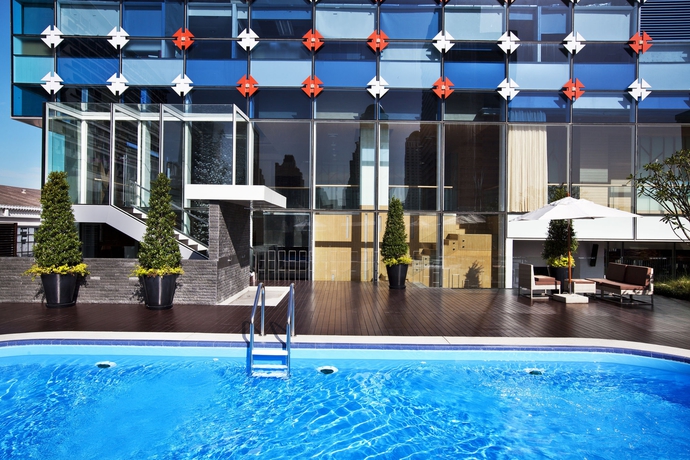 Imagen de la piscina del Hotel Vela Dhi Glow Pratunam - Sha Extra Plus. Foto 5