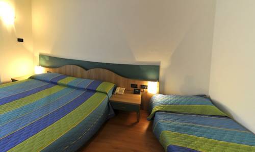 Imagen de la habitación del Hotel Vela, Trento. Foto 5