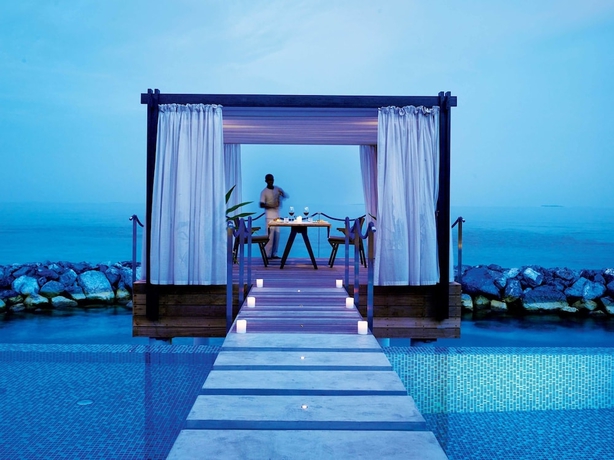 Imagen de la habitación del Hotel Velaa Private Island. Foto 17