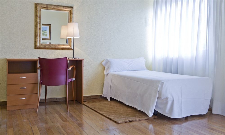 Imagen de la habitación del Hotel Velázquez 45 by Pillow. Foto 6