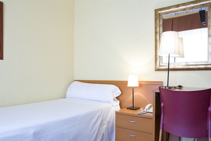 Imagen de la habitación del Hotel Velázquez 45 by Pillow. Foto 8