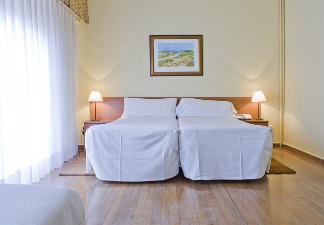 Imagen de la habitación del Hotel Velázquez 45 by Pillow. Foto 13