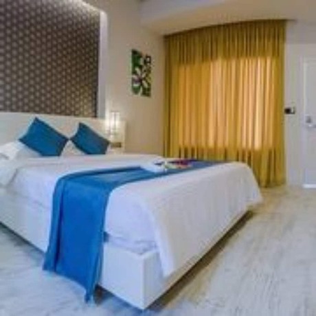 Imagen de la habitación del Hotel Velana Beach Maldives. Foto 12