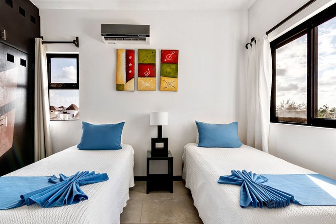 Imagen de la habitación del Hotel Velas Condos. Foto 5