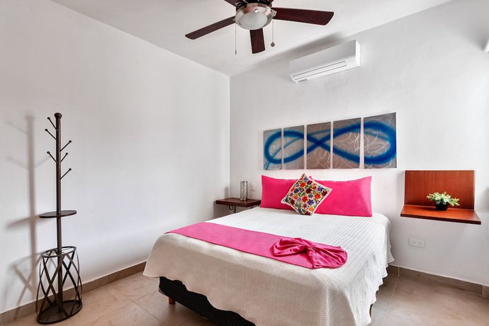 Imagen de la habitación del Hotel Velas Condos. Foto 9