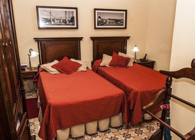 Imagen general del Hotel Velasco. Foto 2