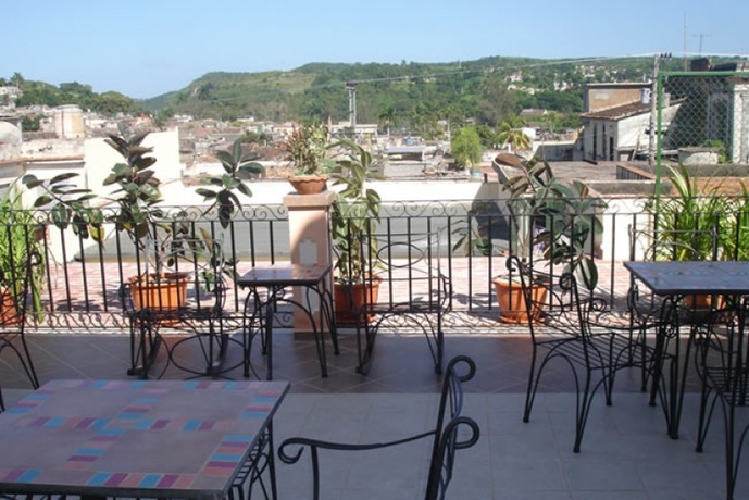 Imagen general del Hotel Velasco. Foto 3