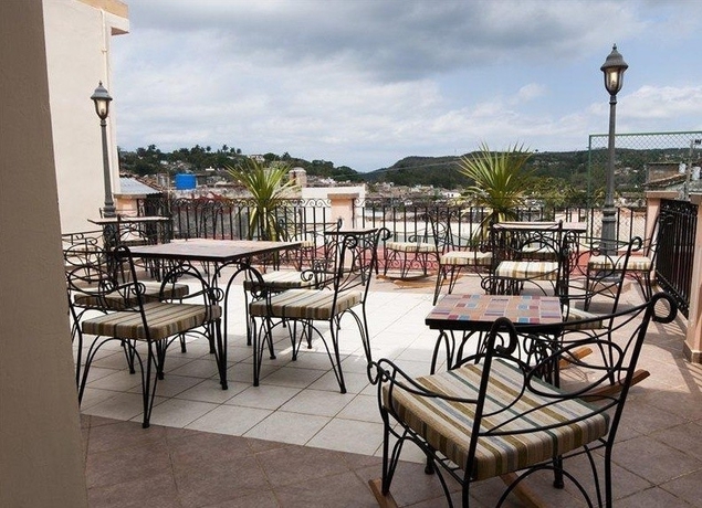 Imagen general del Hotel Velasco. Foto 6