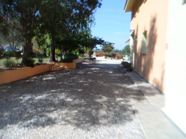 Imagen de los exteriores del Hotel Velasole. Foto 8