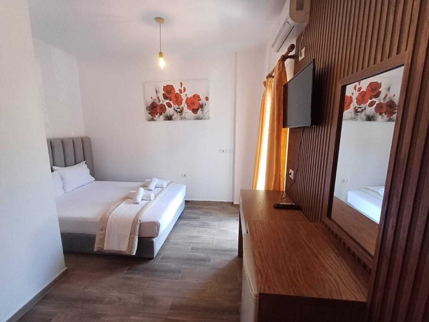 Imagen de la habitación del Hotel Velco BB Himara. Foto 2