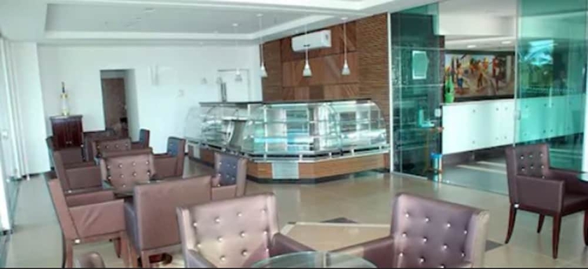 Imagen del bar/restaurante del Hotel Veleiros Mar. Foto 4