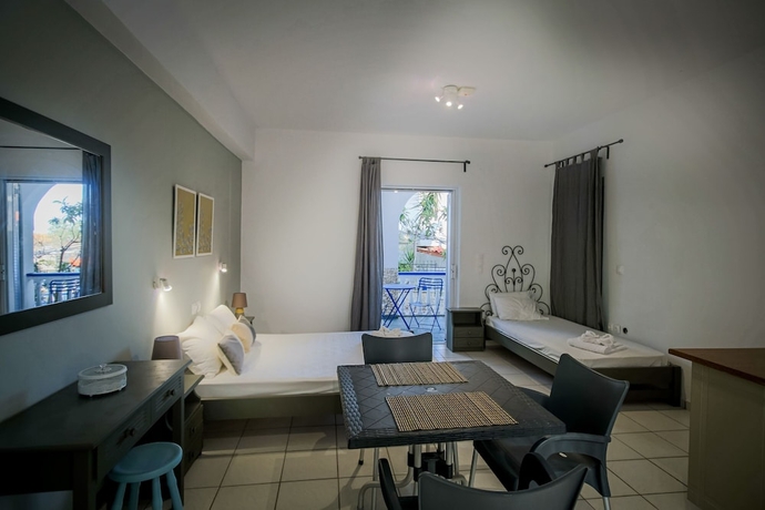 Imagen de la habitación del Hotel Velendzas Holidays. Foto 2