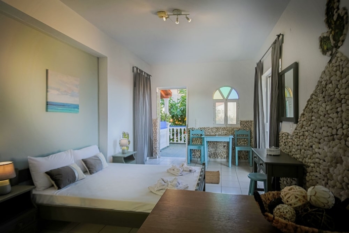 Imagen de la habitación del Hotel Velendzas Holidays. Foto 6