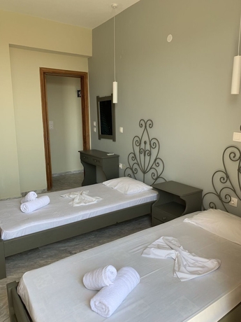 Imagen de la habitación del Hotel Velendzas Holidays. Foto 19