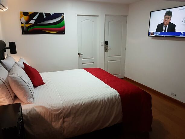 Imagen de la habitación del Hotel Veler. Foto 19