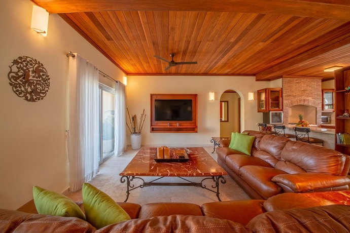 Imagen de la habitación del Hotel Velero Beach Resort. Foto 4