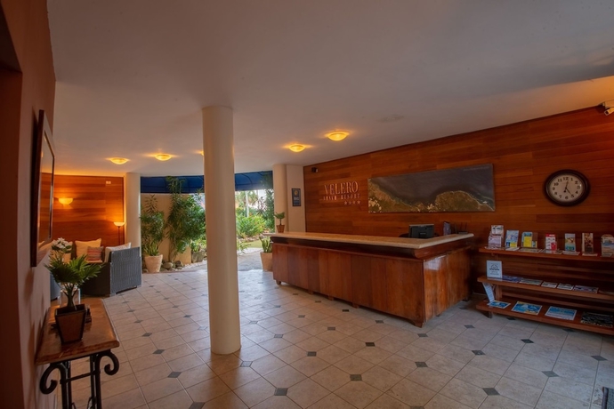 Imagen de los interiores del Hotel Velero Beach Resort. Foto 15