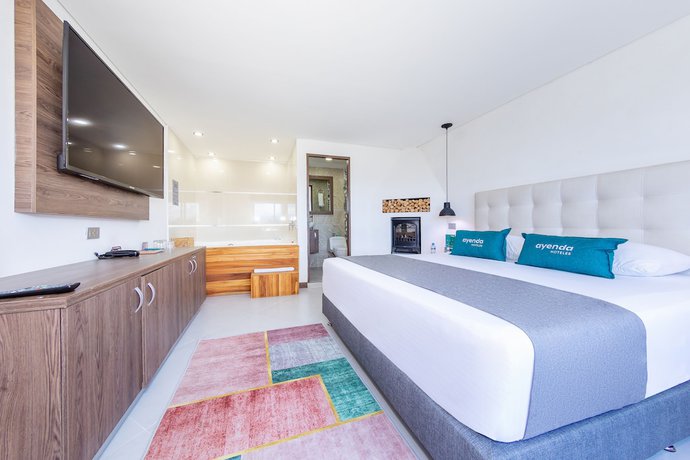 Imagen de la habitación del Hotel Velero. Foto 7