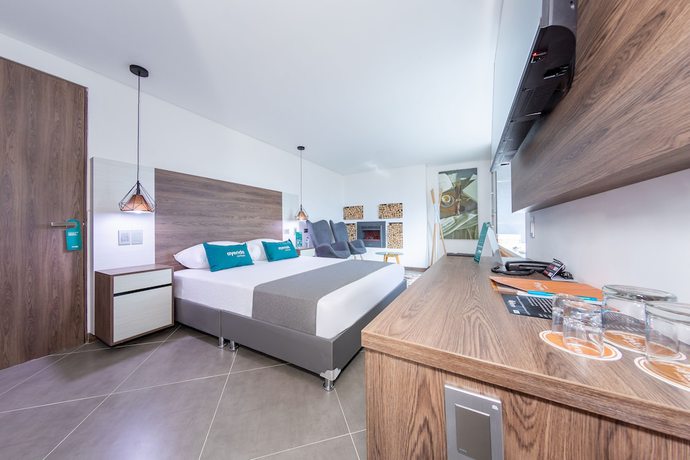 Imagen de la habitación del Hotel Velero. Foto 11