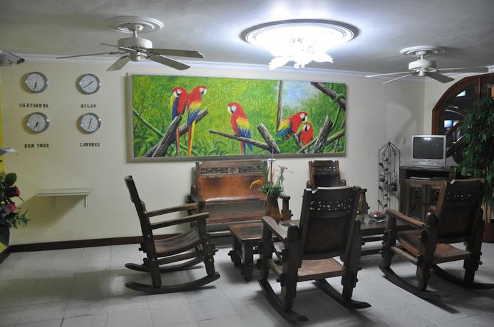 Imagen de los interiores del Hotel Veleros. Foto 16