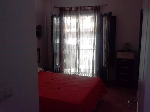 Imagen de la habitación del Hotel Velez Nazari. Foto 4