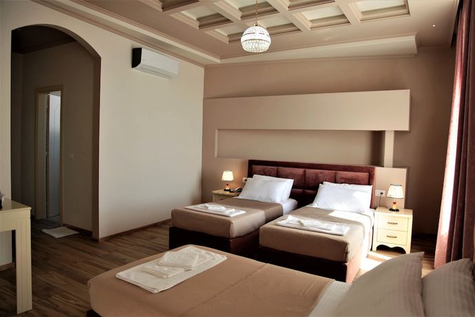 Imagen de la habitación del Hotel Veliera. Foto 14