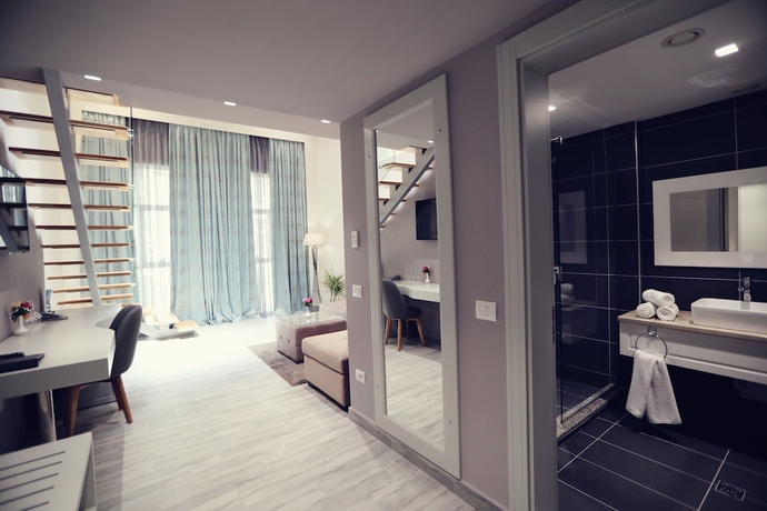 Imagen de la habitación del Hotel Velipoja Grand Europa Resort. Foto 3