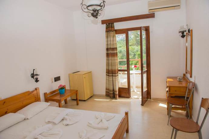 Imagen de la habitación del Hotel Velissarios. Foto 3