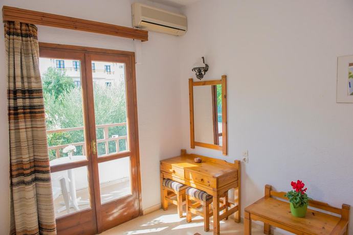 Imagen de la habitación del Hotel Velissarios. Foto 6