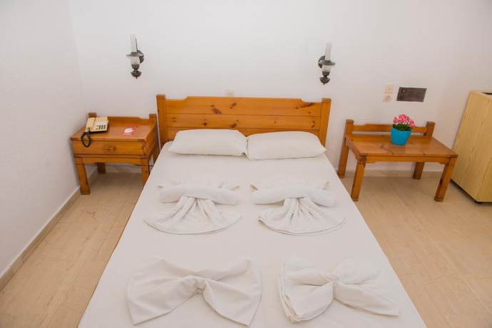 Imagen de la habitación del Hotel Velissarios. Foto 8