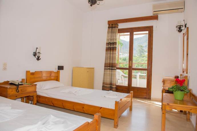 Imagen de la habitación del Hotel Velissarios. Foto 18