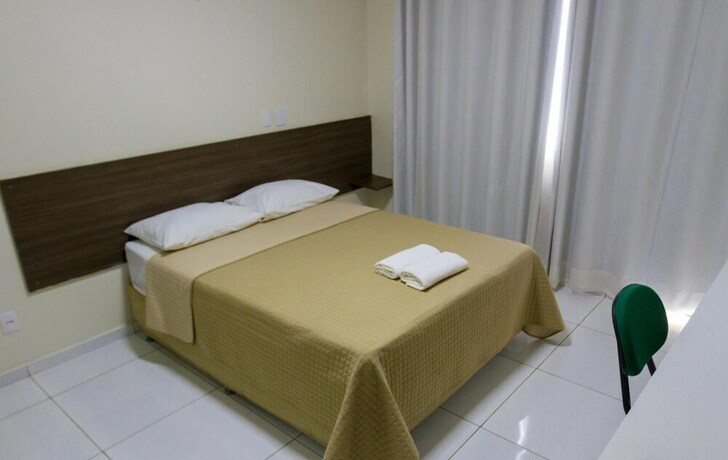 Imagen de la habitación del Hotel Velit. Foto 9