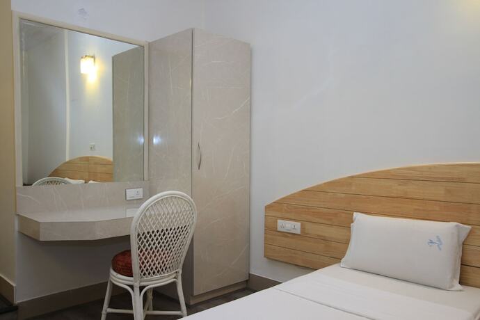 Imagen general del Hotel Vellara. Foto 14