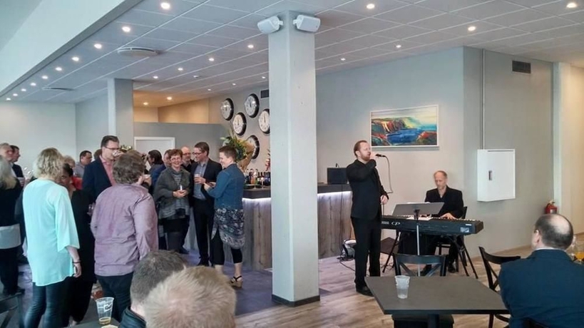 Imagen del bar/restaurante del Hotel Vellir. Foto 3