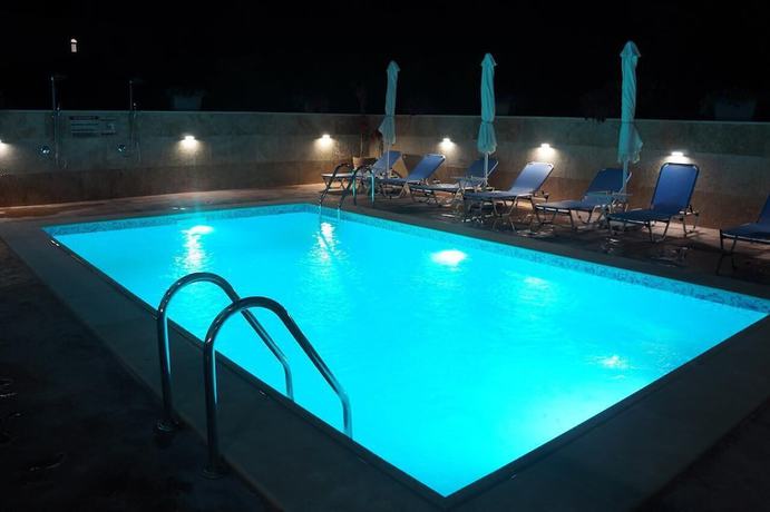 Imagen de la piscina del Hotel Vellum. Foto 20