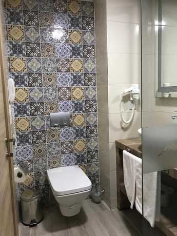 Imagen de la habitación del Hotel Velmer. Foto 6