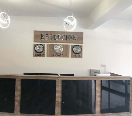 Imagen de los interiores del Hotel Velmer. Foto 17
