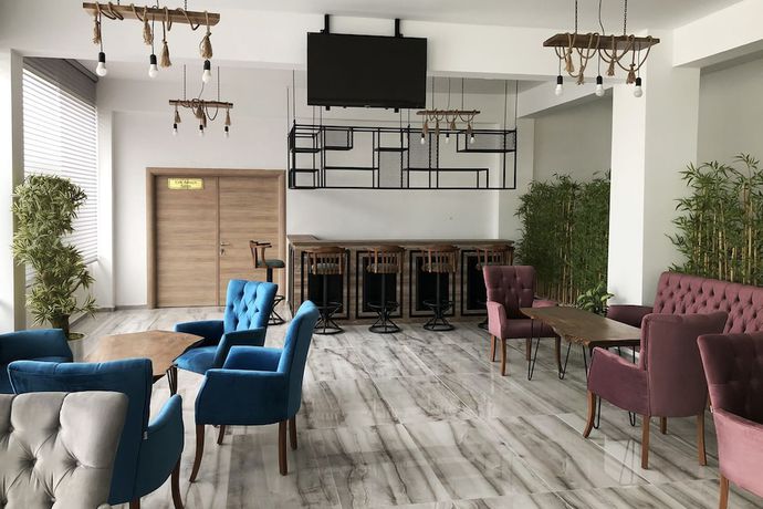 Imagen de los interiores del Hotel Velmer. Foto 18