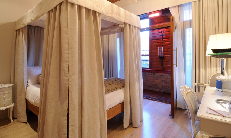 Imagen de la habitación del Hotel Velvet. Foto 7