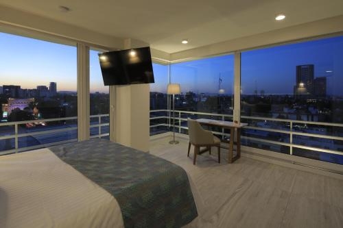 Imagen general del Hotel Velvet Plaza. Foto 2