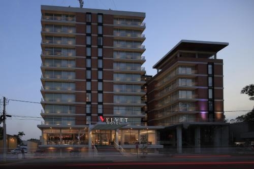 Imagen general del Hotel Velvet Plaza. Foto 3