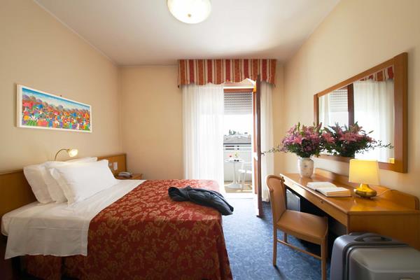 Imagen general del Hotel Vena D'oro. Foto 4