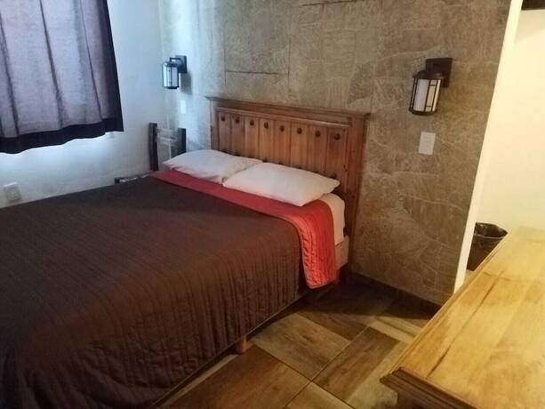 Imagen general del Hotel Venados Inn. Foto 5