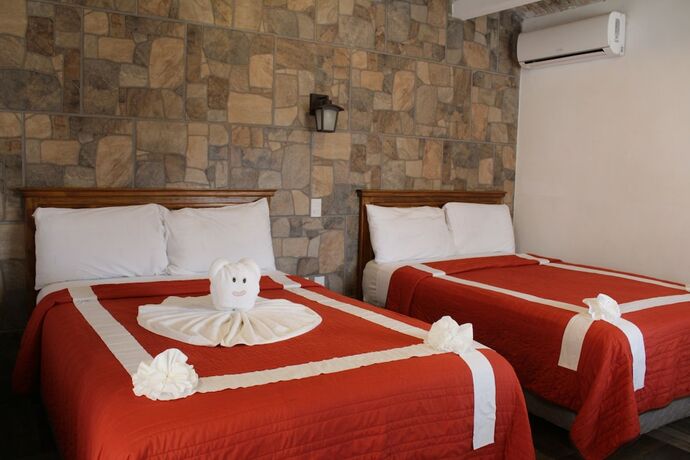 Imagen general del Hotel Venados Inn. Foto 13